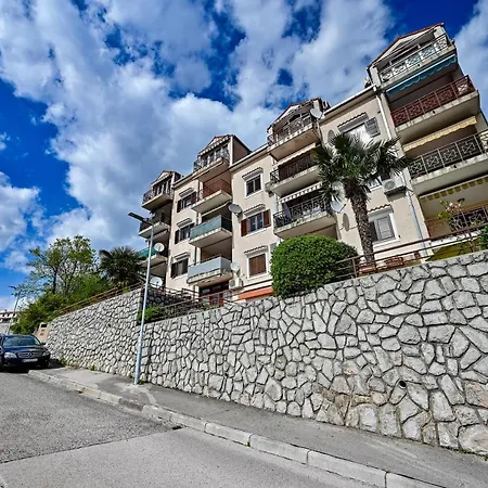 Liori Apartment Rubesi Exterior photo